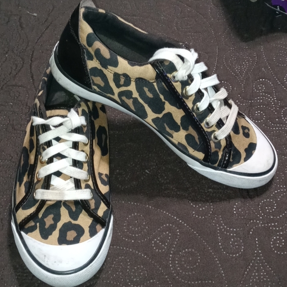 - Coach Sneakers - Picture 2 of 5